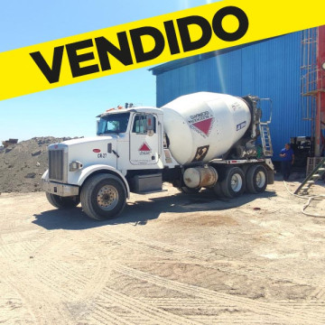 PETERBILT 357 2000 con olla...